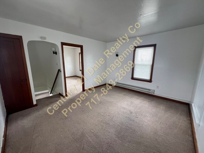 Building Photo - 1 Bedroom 1 Bath Home with a bonus room in...