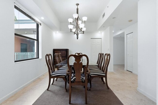 Building Photo - 1640 Presidential Way