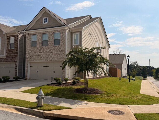 Building Photo - 2221 Flying Spur Dr