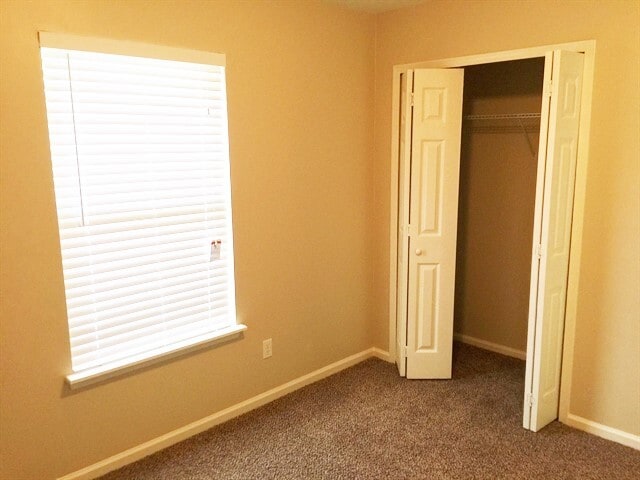 Building Photo - 2454 Ambrosia Dr