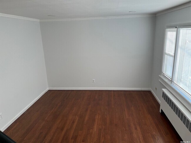 Building Photo - 1409 Rhode Ave