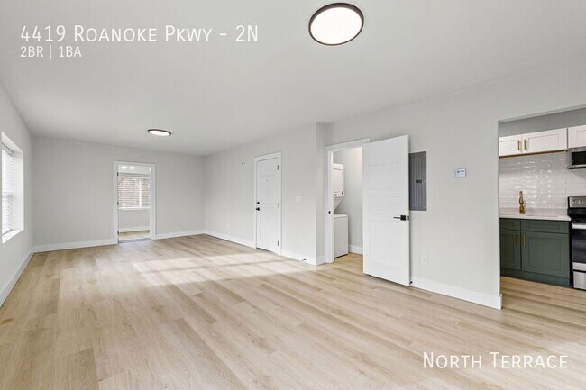 Building Photo - 4419 Roanoke Pkwy