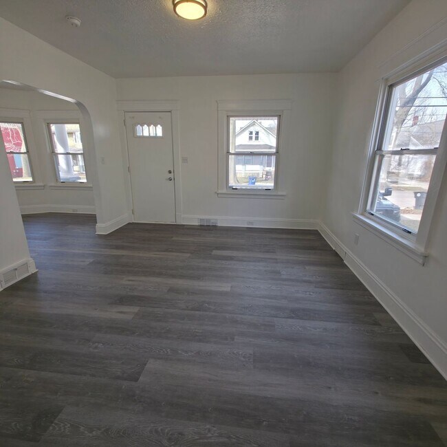 Building Photo - 6514 Gertrude Ave