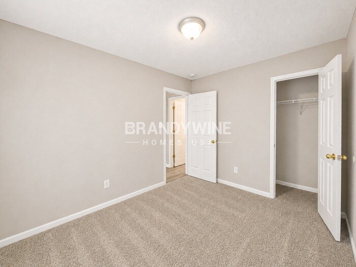 Building Photo - 1735 Thriftwood Dr