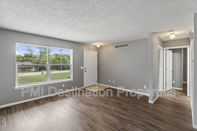 Building Photo - 8580 Kill Creek Rd