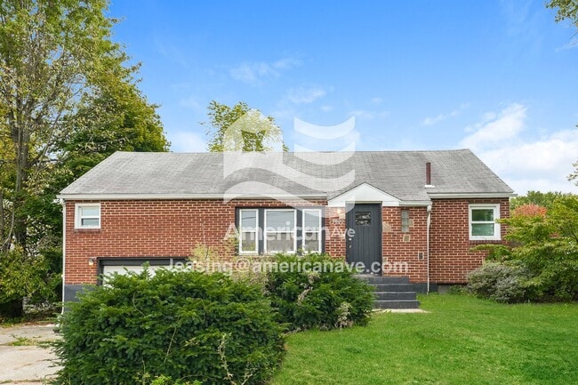 Building Photo - 3802 Vernon Ave NW