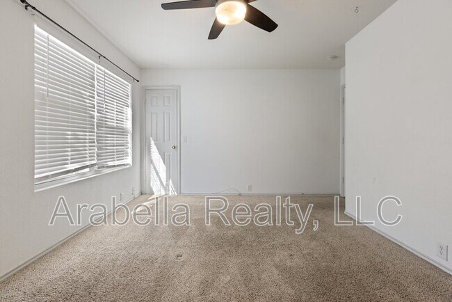 Building Photo - 5109 Brookline