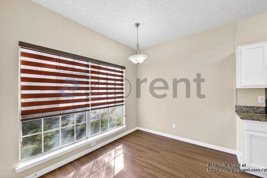 Building Photo - 4101 Esters Rd