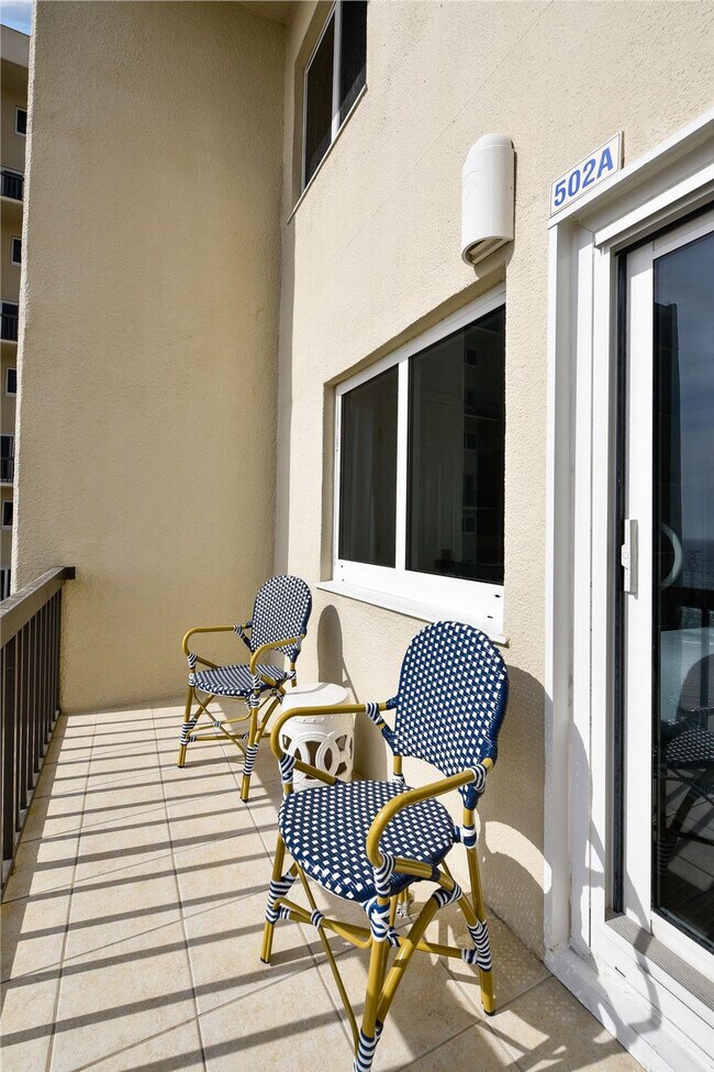 Building Photo - 23223 Front Beach Rd