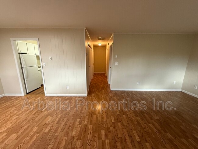 Building Photo - 1714 Highway 93