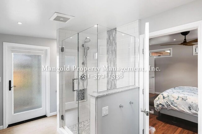 Building Photo - Stylish 2-Bed, 2-Bath Corner Lot Home with...