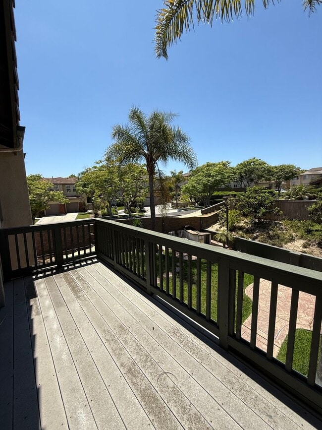 Building Photo - Luxury 5 Bedroom, 4.5 Bath Home in Otay Ra...