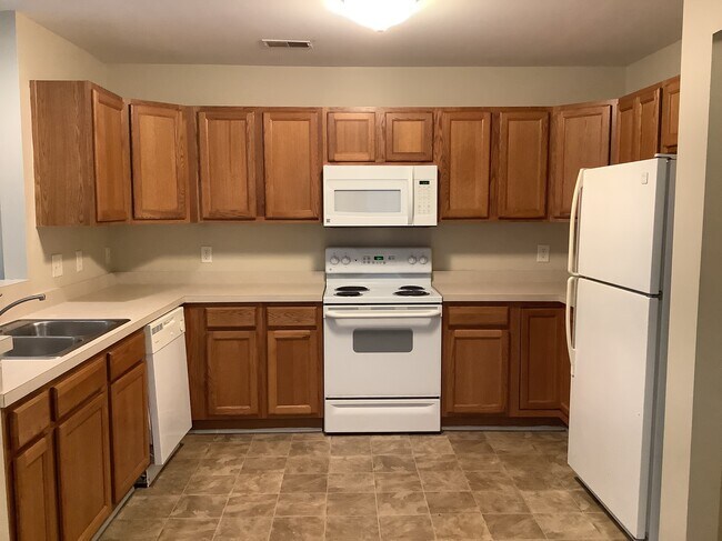 Building Photo - 7204 Weavers Way