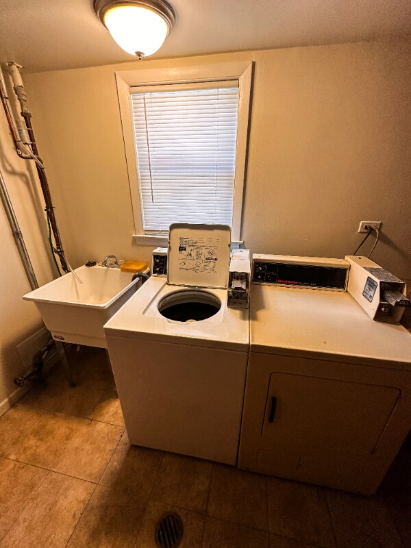 Building Photo - 7344 W Belmont Ave