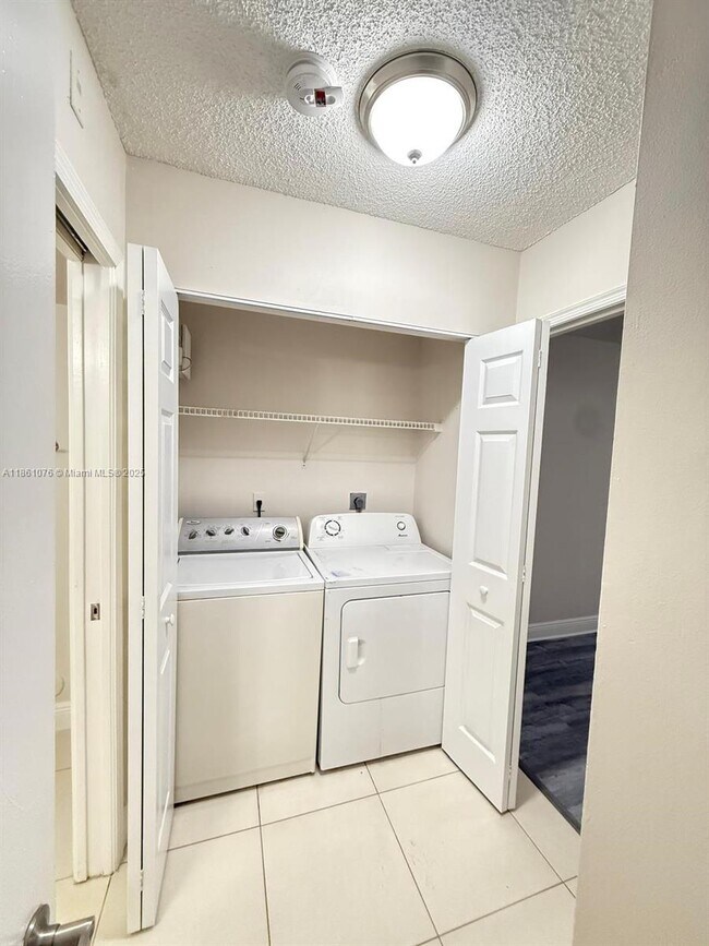 Building Photo - 12172 St.Andrews Pl