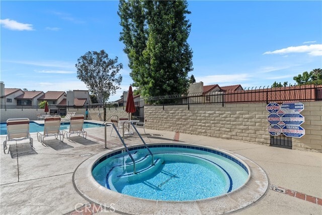 Building Photo - 8405 Sweetwater Cir