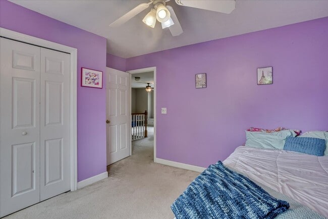 Building Photo - 5 bedroom/3.5 bathroom home in Evans with ...