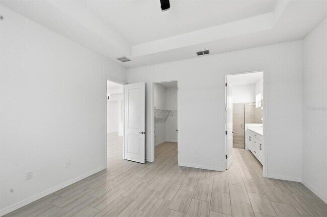 Building Photo - 5543 Lightning Whelk Ln