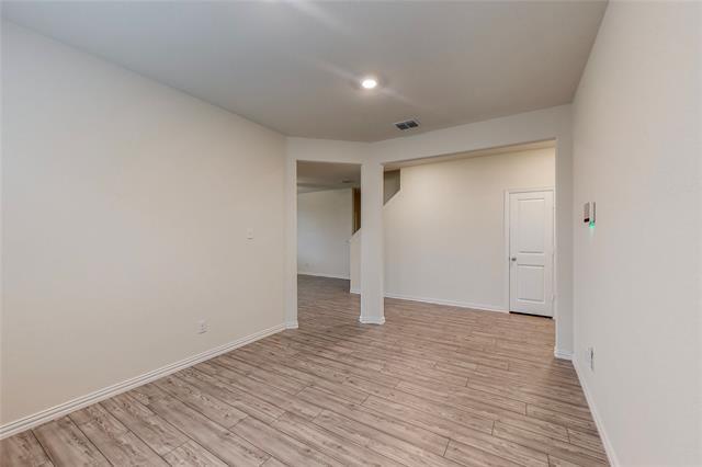 Building Photo - 2130 Clarion Dr