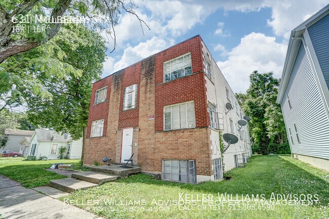 Building Photo - 631 Mulberry St