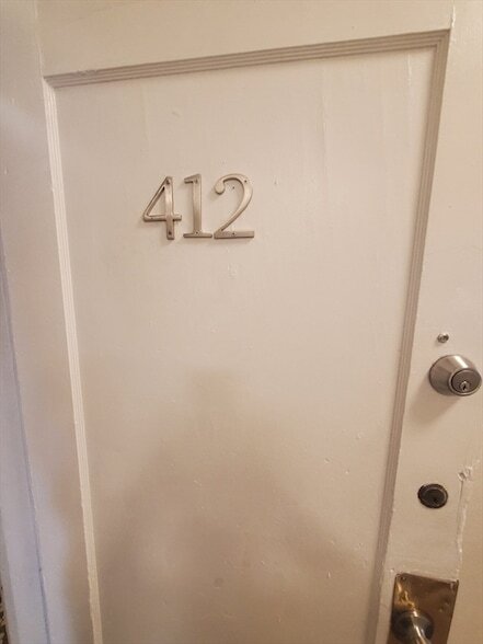 Building Photo - 415 County St