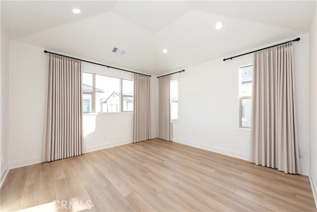 Building Photo - 150 Somera