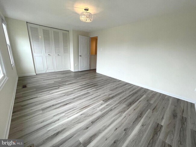 Building Photo - 15107 Arum Pl