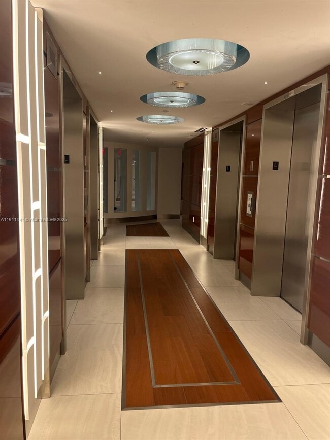 Building Photo - 90 Alton Rd