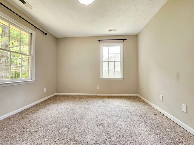 Building Photo - 7490 Beverly Dr
