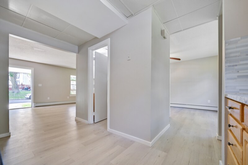 Building Photo - 238 Mather St