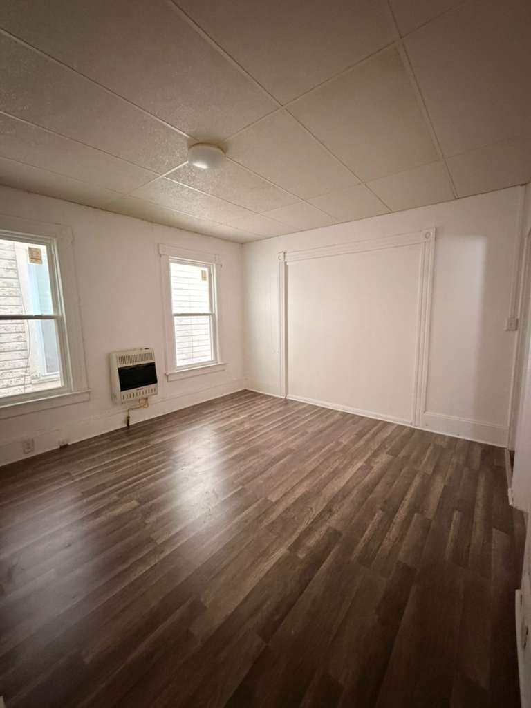 Building Photo - 506 3rd St