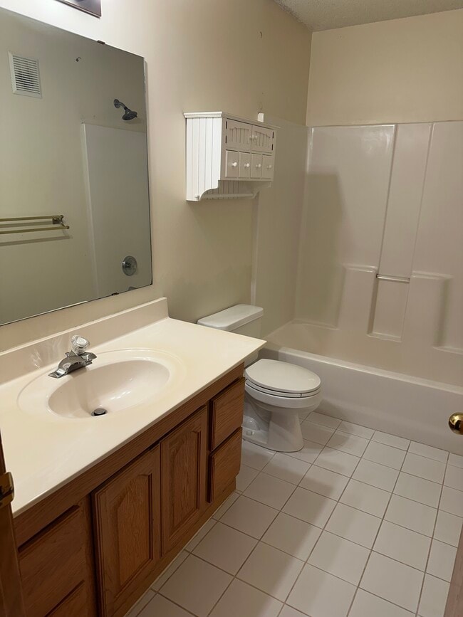 Building Photo - 8466 Kimball Dr