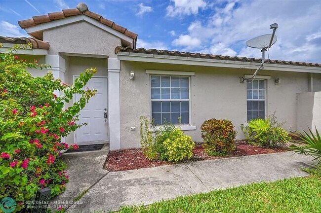 Building Photo - 5642 NW 118th Dr