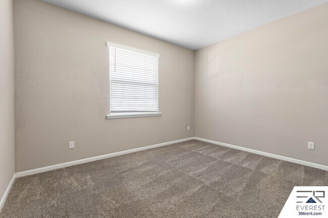 Building Photo - 58 Los Lagos Blvd
