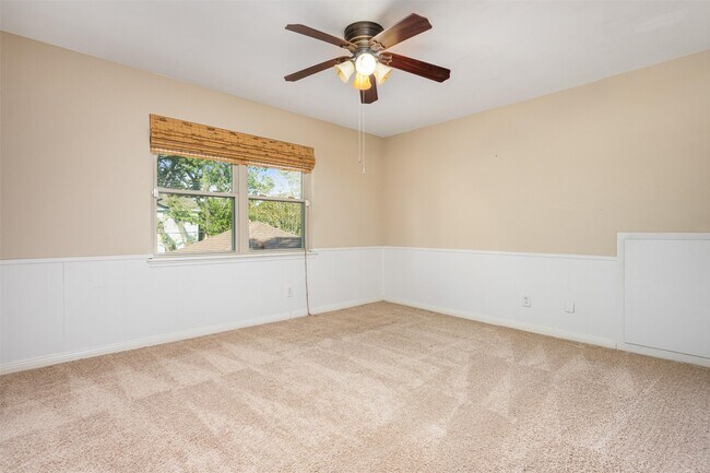 Building Photo - 14602 Oak Bend Dr