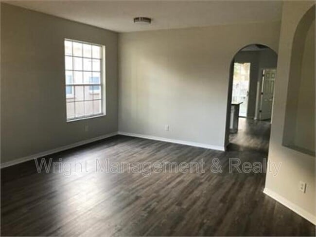 Building Photo - 1414 Loretto Cir