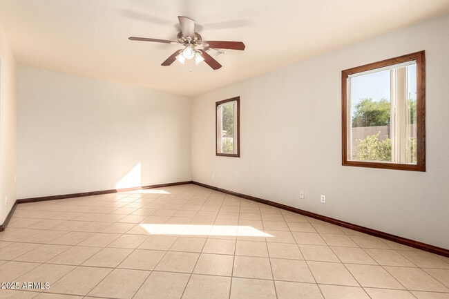 Building Photo - 3492 S 162nd Ln