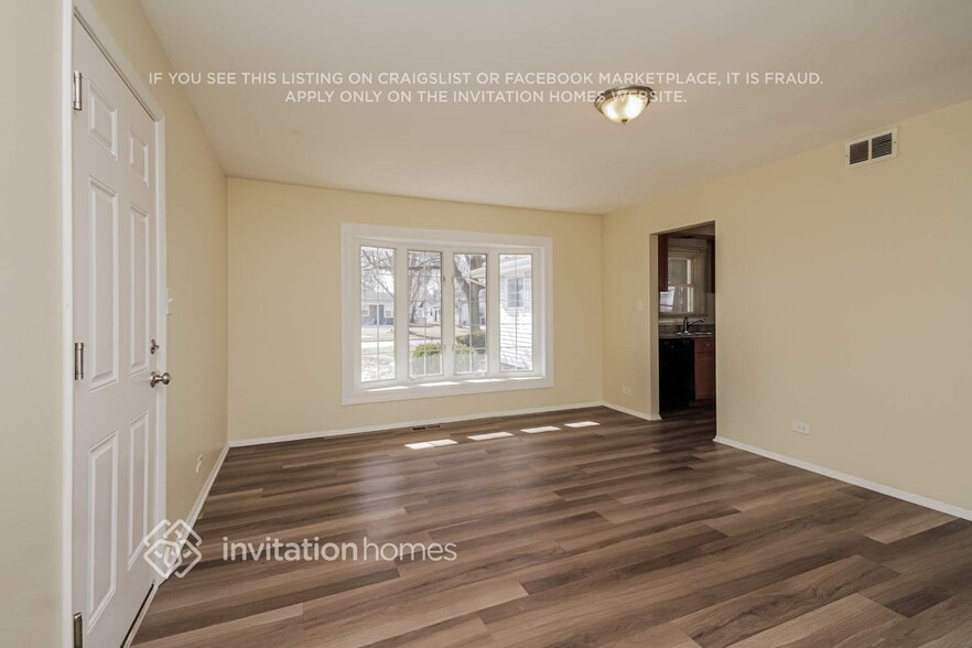 Building Photo - 575 Cochise Pl