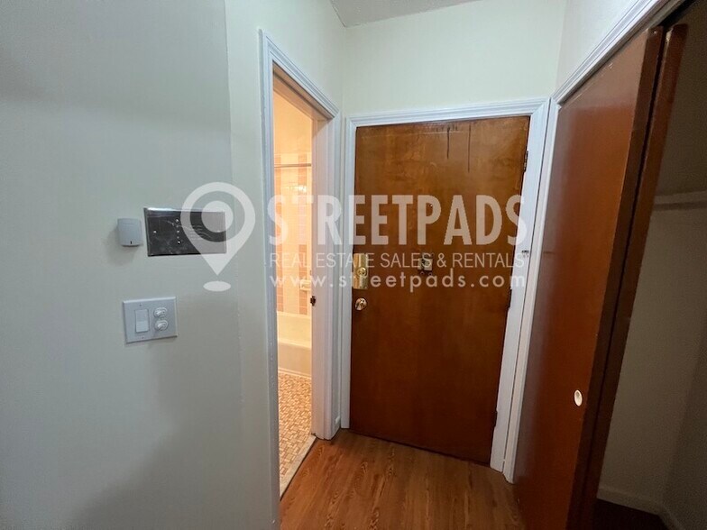 Building Photo - 66 S Huntington Ave