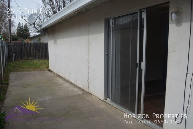 Building Photo - 2609 Erin Dr