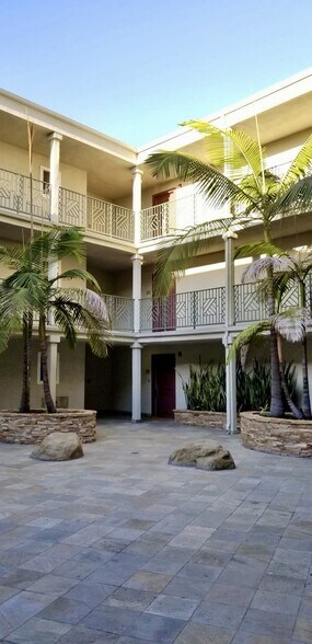 Building Photo - 4407 Francis Ave