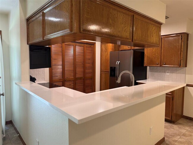 Building Photo - 349 Fantail Loop