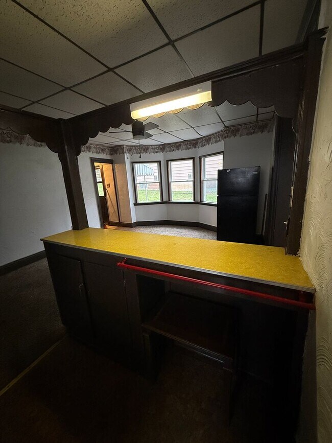 Building Photo - 425 Fourth St Monongahela PA 15063