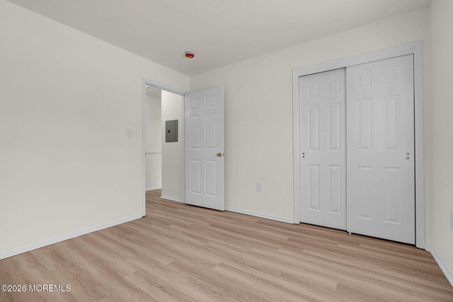 Building Photo - 12 High Pointe Way