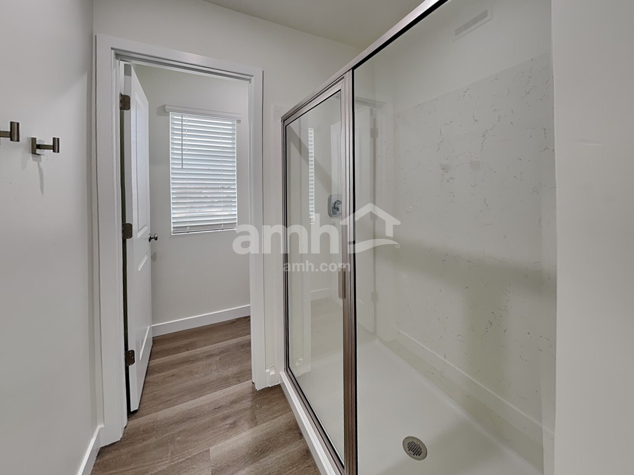 Building Photo - 1268 W Mahogany St