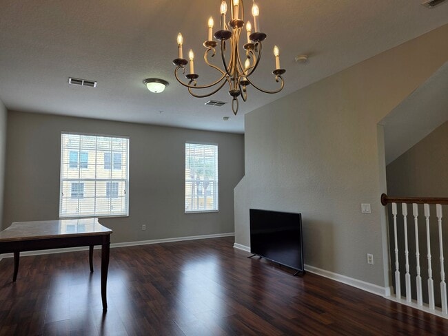 Building Photo - Three Bedroom Townhouse at Vista Cay in Orlando