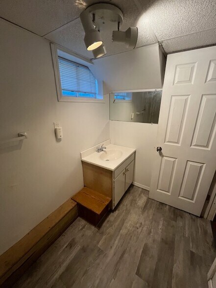 Bathroom #2 - 1129 W Carson St
