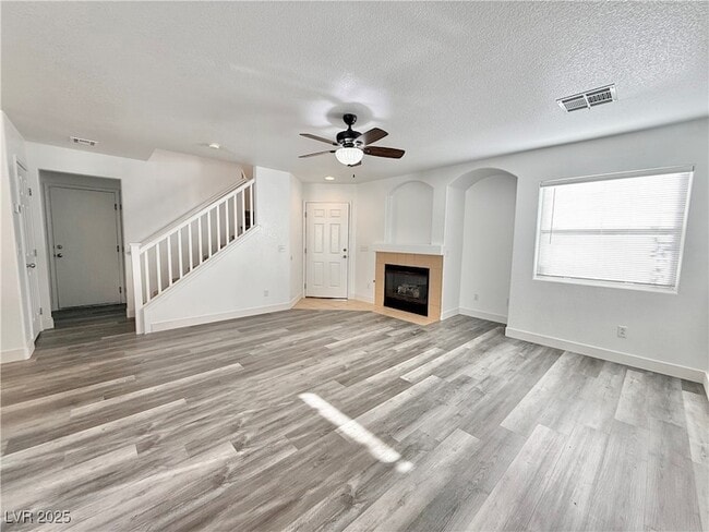 Building Photo - 10596 Corte Sierra St