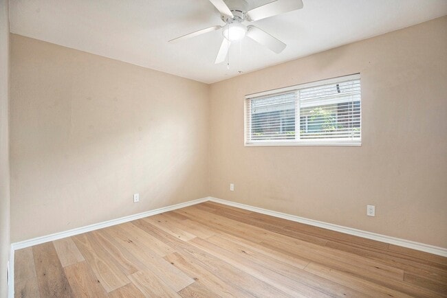 Building Photo - 5927 Maco St