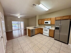 Building Photo - 1413 Retreat Cir